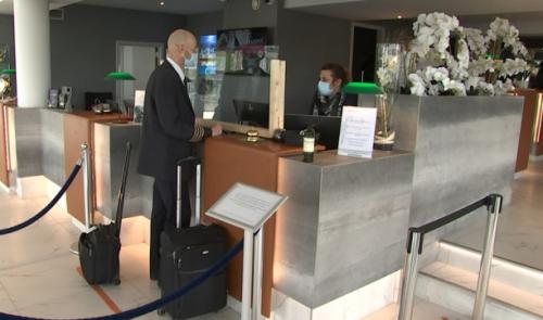 Les deux hôtels Van der Valk sont en activité.