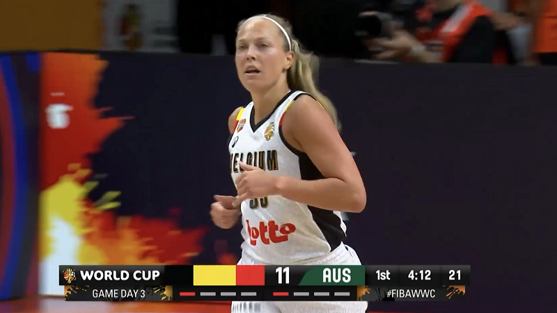 Julie Allemand devient la meilleure passeuse de l'histoire de la Coupe du monde