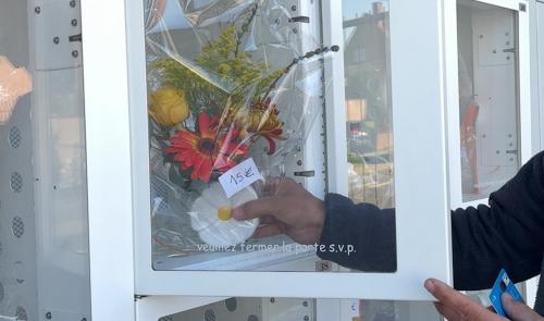 Crisnée : un distributeur de fleurs accessible 24h/24, un concept qui gagne du terrain en Wallonie