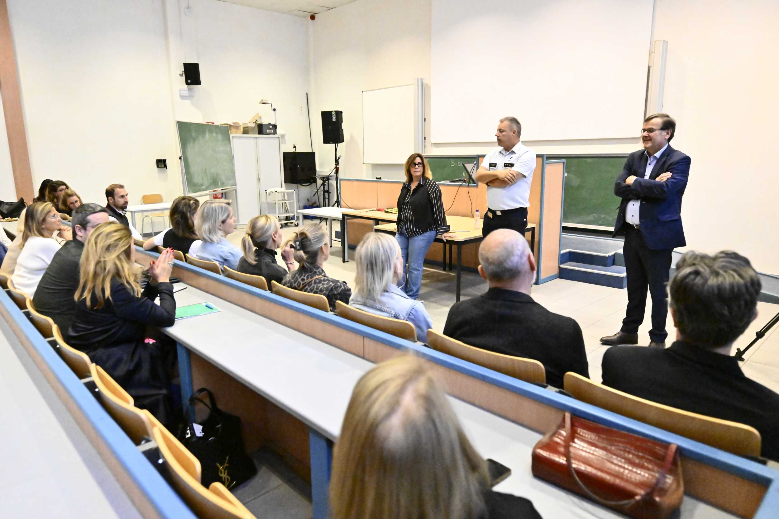 Liège : bourgmestre et chef de corps rencontrent des délégués d'élèves