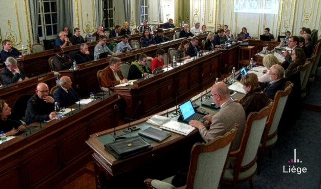 Moins de conseillers et d'échevins dans les communes