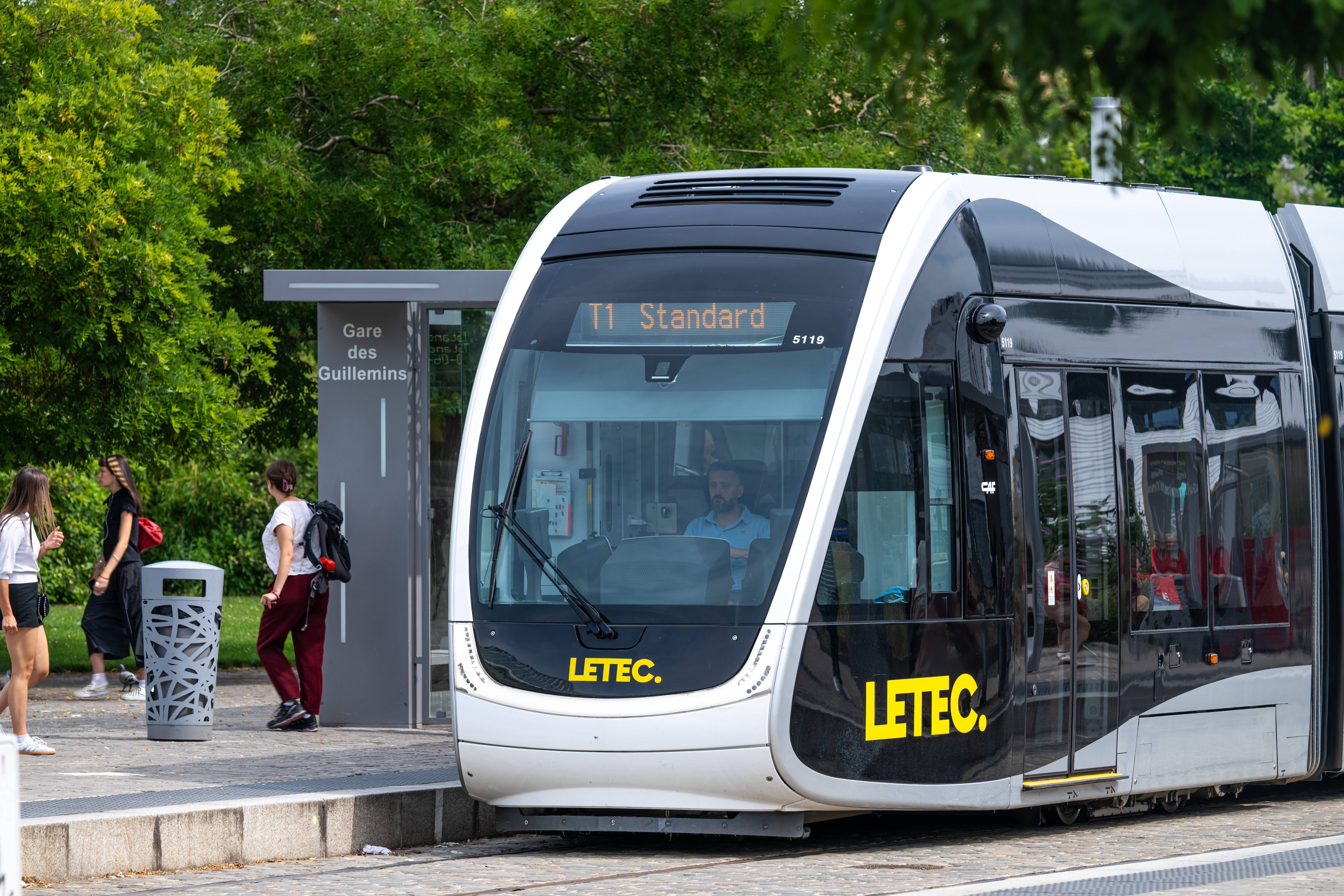 3 euros A/R pour aller supporter le Standard en tram