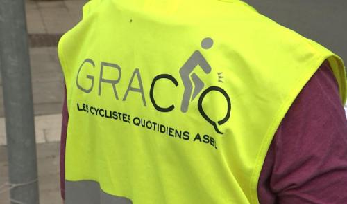 Le GRACQ comptabilisait les cyclistes ce lundi à Huy