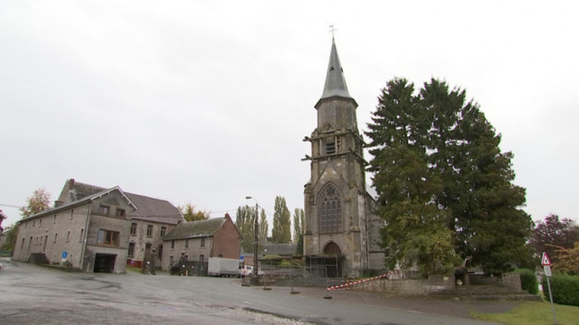 L'église de Scry fermée en urgence