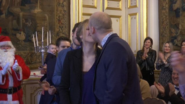 Du folklore liégeois pour les derniers mariés de 2019 !