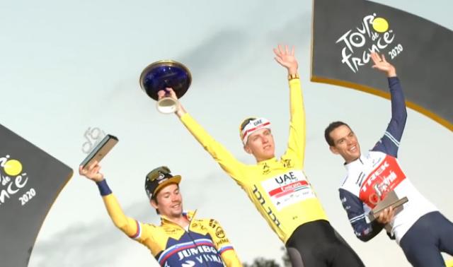 Le podium du Tour au départ de la Flèche Wallonne