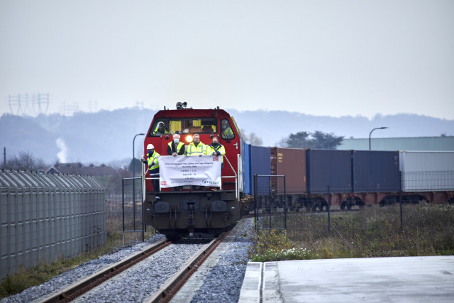 Liège Trilogiport accueille le premier train chinois en provenance de ä¹‰ä¹Œå¸‚