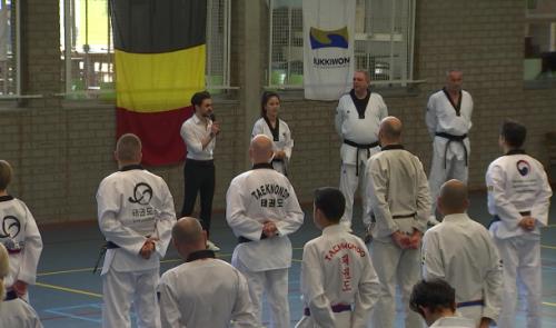 Une ambassadrice du Taekwondo, coach d'une journée à Grâce-Hollogne