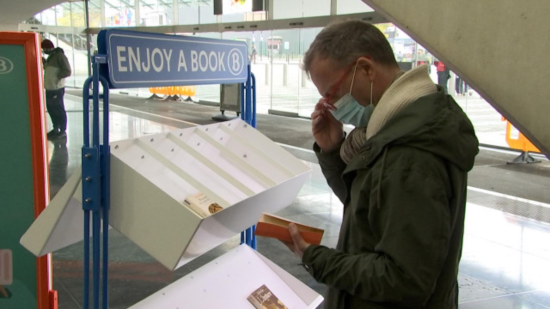 Des livres en libre service dans les gares !