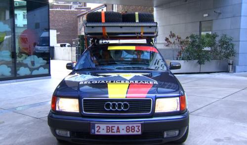 En Audi 100 à la conquête du cercle polaire arctique