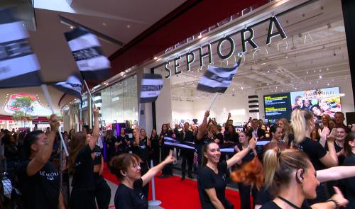 Show, foule et marketing: ouverture en grande pompe de Sephora Liège