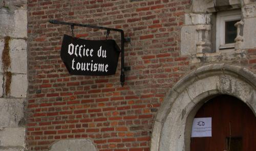 Huy recherche des guides touristiques