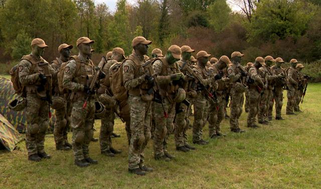 Service militaire volontaire : une centaine de jeunes en formation au Génie d'Amay