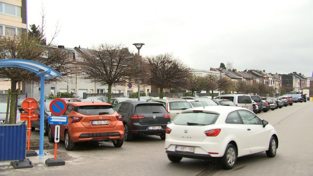 Gare d'Ans: payer pour se parquer !