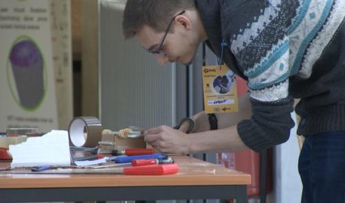 Concevoir et construire un prototype, un défi pour étudiants ingénieurs