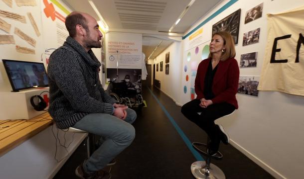 avec "Urgence" par Adoc Compagnie,  Lemon Felixe et Val et les Bateleurs