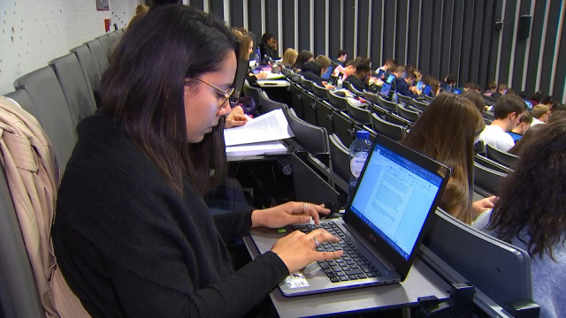 Les étudiants en difficulté financière aussi