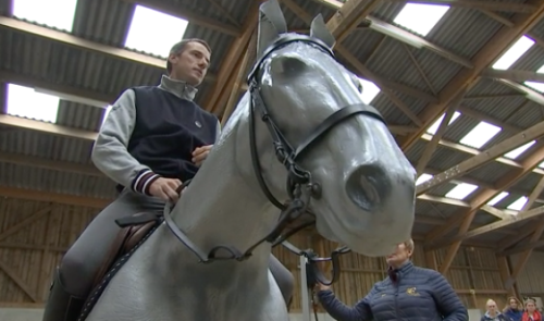 Grégory Wathelet, le champion sur un cheval mécanique