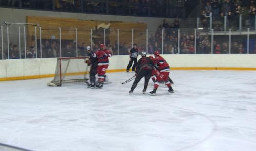 Hockey: la Coupe échappe encore aux Bulldogs