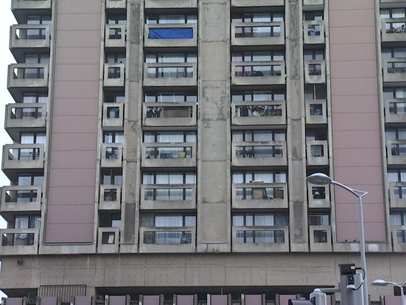 Tour de Droixhe : un immeuble totalement inaccessible via ses ascenseurs !