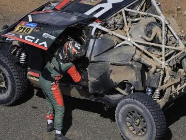 Dakar: Sébastien Loeb et son copilote liégeoise Fabian Lurquin contraints à l'abandon
