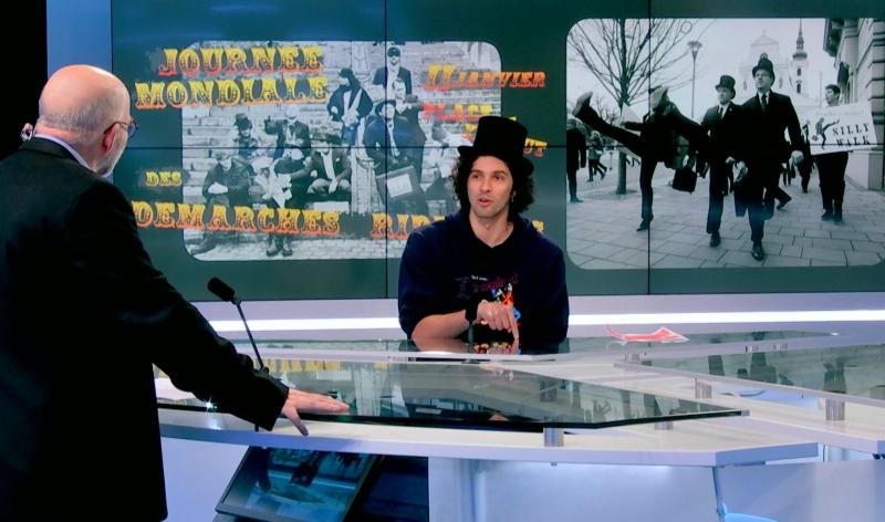 Invité : parcourir le centre de Liège en adoptant une démarche ridicule, pourquoi pas !