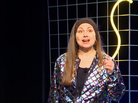 « Un merveilleux fracas », une autofiction jouée et slamée par Catherine Delmotte 