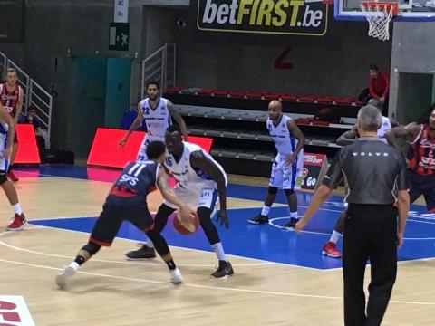 Liège Basket a oublié sa défense au vestiaire (vidéo)
