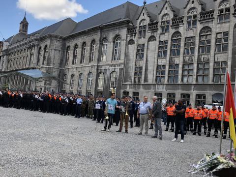 Hommage et minute de silence