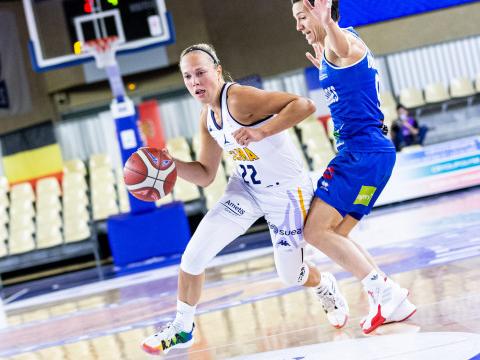 Julie Allemand sélectionnée dans le 5 majeur du championnat de France de basket ball