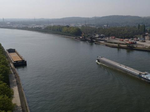 Avis de recherche: la maman de l'enfant de 5 ans retrouvé dans la Meuse introuvable