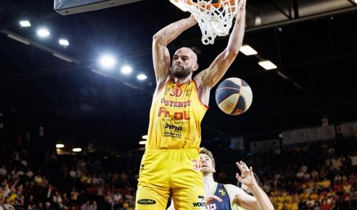 Basket : le Hutois Gillet prolonge à Ostende 