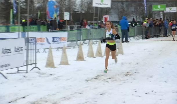 CrossCup de Hannut: Iris Theunis est championne francophone chez les juniors !