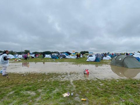 Camping des Ardentes : une cinquantaine de tentes inondées 