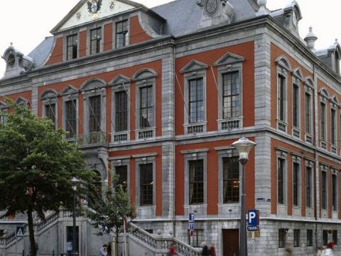 Mettre des bâtiments à disposition des SDF n'est pour l'heure pas envisagé