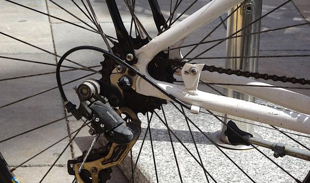 Rond-point bloqué par des cyclistes à Liège : le bourgmestre annonce des mesures