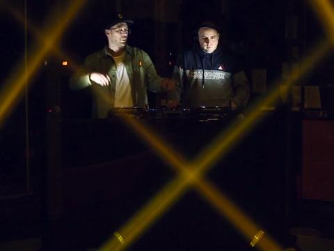 Un DJ set en Facebook Live pour "ne pas être oubliés"