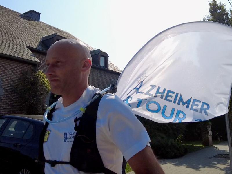 Atteint de démence précoce, ce coureur va parcourir 300 km pour la bonne cause