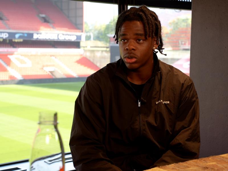 Ngoy (Standard) : "Le coach a mis l'accent sur la mentalité et ça paye"