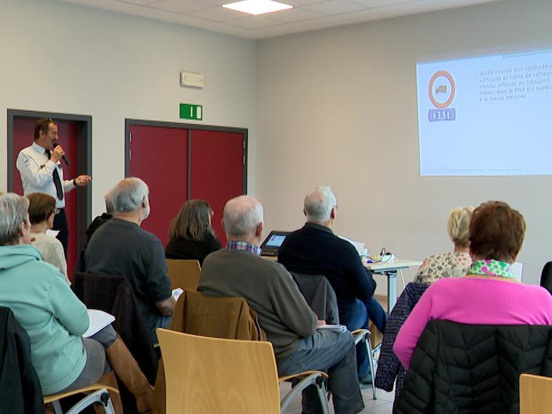Remise à niveau du code de la route pour les aînés