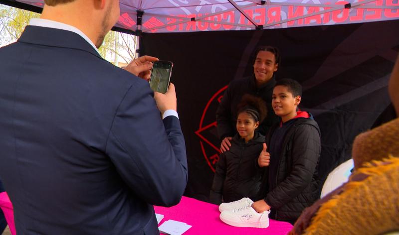 Axel Witsel inaugure un Red Court à Angleur