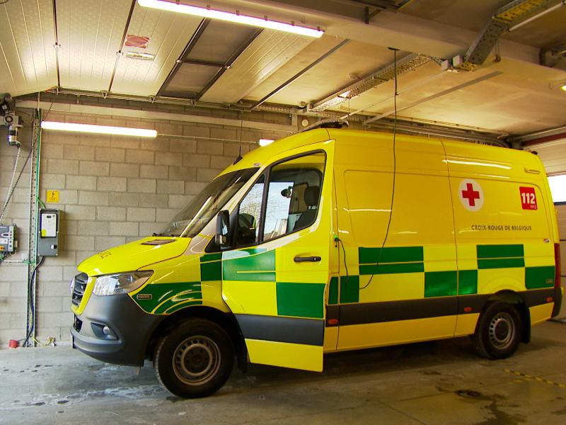 Six nouvelles ambulances pour la Croix-Rouge