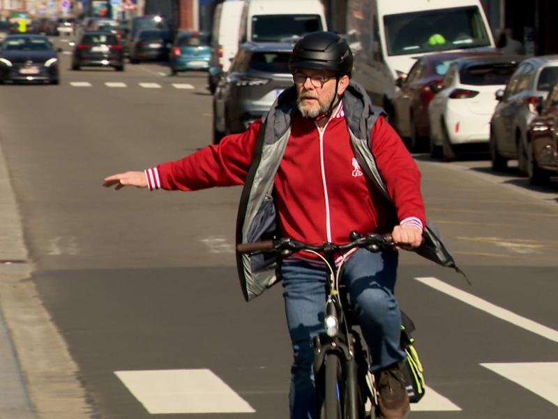 À vélo dans le centre-ville : comment se déplacer en sécurité ?