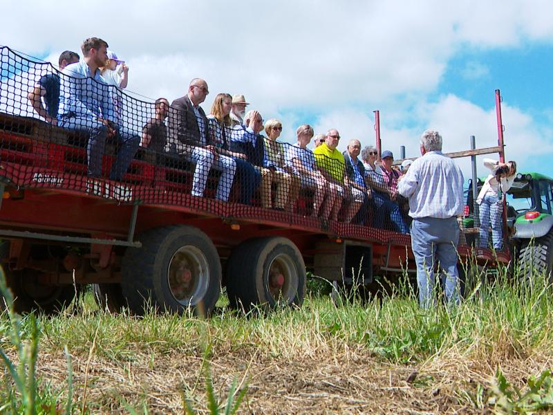 Journées Fermes Ouvertes : la ministre de l’Agriculture en visite à Rosoux