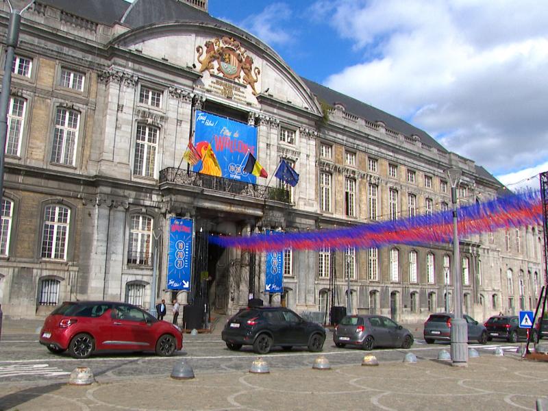 Fêtes de Wallonie à Liège : le folklore au coeur du Palais provincial