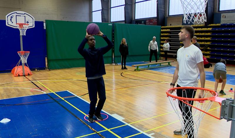 Les Maisons de Jeunes en contact avec le monde du handicap à travers le sport