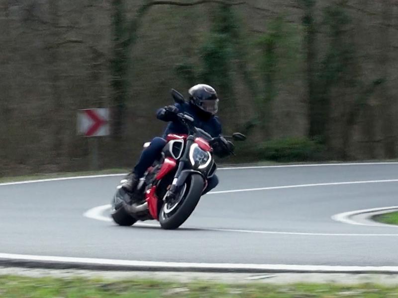 Printemps : la saison noire des motards ?