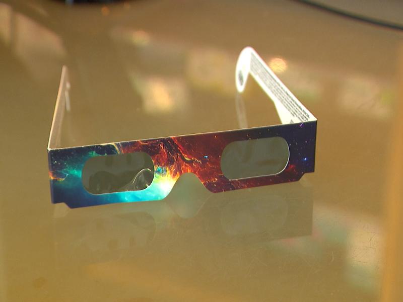 Les lunettes éclipse en rupture de stock