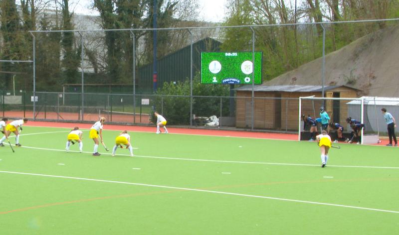 Duel au sommet en hockey dames: l'Old Club recevait Ombrage