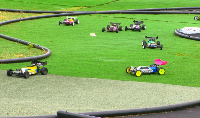 Modélisme : vitesse et passion en 1/10 avec le 2e challenge du Seraing Buggy Club